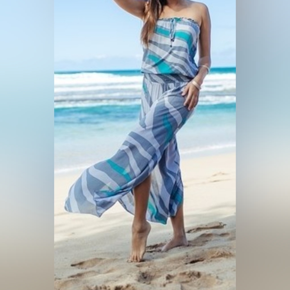 Khush Clothing Borabora Strapless ColumnMaxi Dress in Emerald Green Puzzle print - Picture 3 of 9